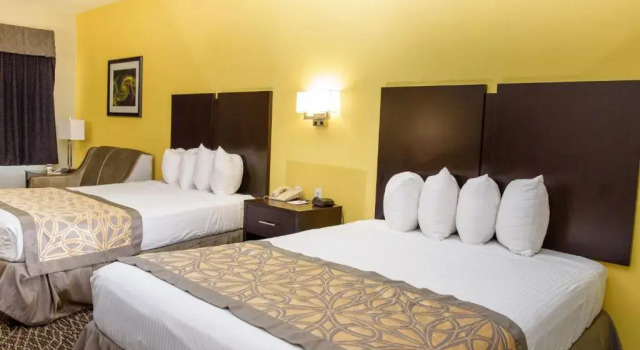 Номер Deluxe Best Western West Monroe Inn