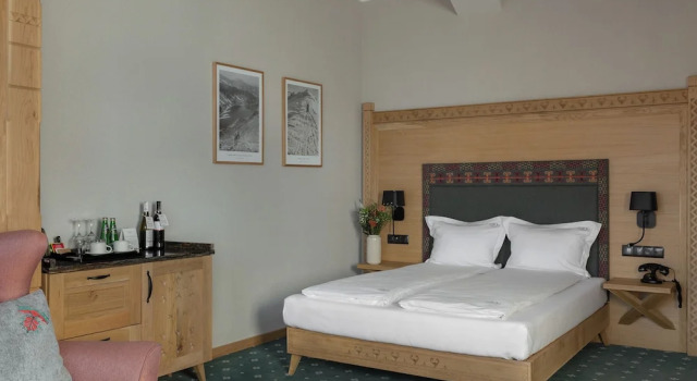 Двухместный номер Deluxe с балконом Aparthotel Cristina