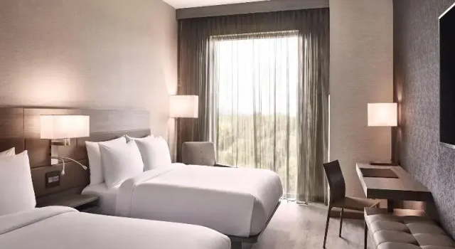 Четырёхместный номер Standard с видом на парк AC Hotel by Marriott Nashville Brentwood