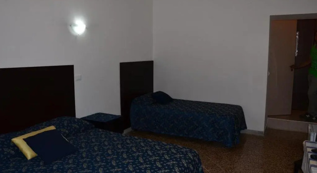 Ines Downtown B&B, Забронировать Отель Отели Рима с завтраком, рядом с Станция метро Manzoni, Завтраки