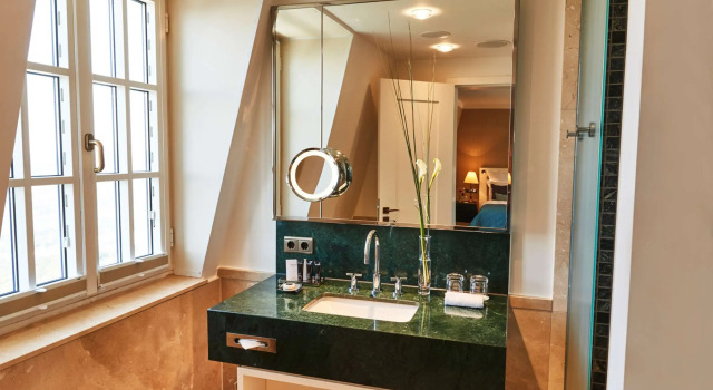 Номер Deluxe Steigenberger ICON Grandhotel & Spa Petersberg