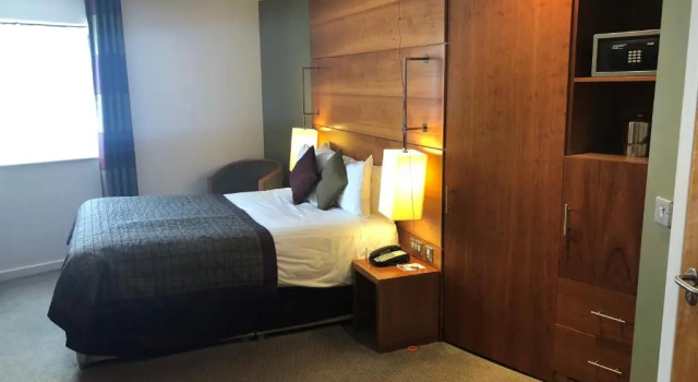 Двухместный номер Standard Ramada Plaza Wrexham
