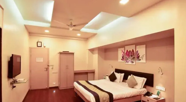 Двухместный номер Standard с балконом MY Bizz Hotel Sapna