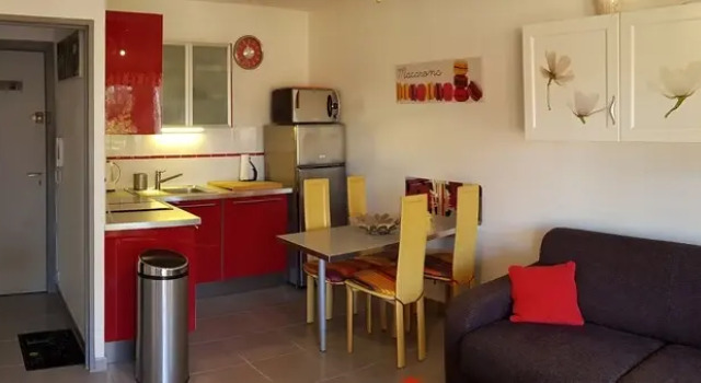 Boost Your Immo Jardins du soleil, Забронировать Отель Сис-Фур-Ле-Плаж Var coast