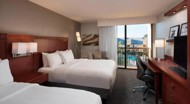 Четырёхместный номер Standard Courtyard by Marriott Boynton Beach