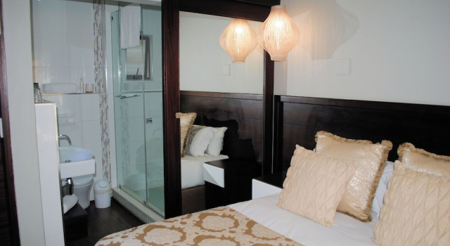 Люкс Business Grey Manor Guesthouse