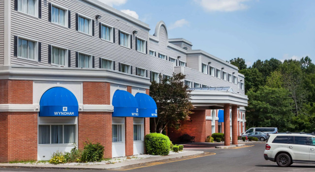 Crowne Plaza Hotel Southbury, Rezerwuj Hotel Southbury Connecticut