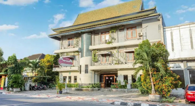 OYO 3819 Hotel Winotosastro