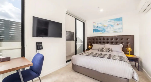 Номер Executive Whitehorse Apartments Hotel
