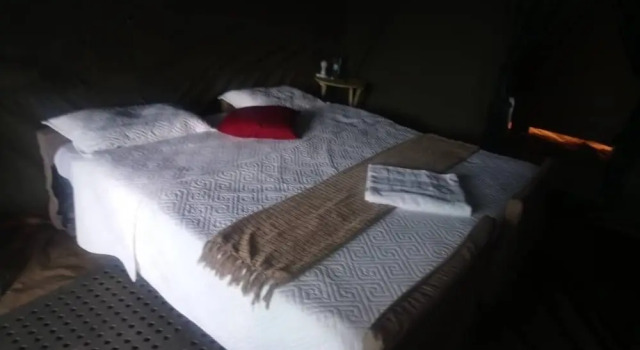 Bush Baby Calls mobile camps, Rezerwuj Hotel Maun Ngamiland East
