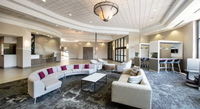 Crowne Plaza Farmington Hills Novi, Забронировать Отель Отели Новей 3 звезды, 3*