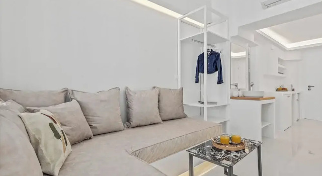Heart of Mykonos Suites