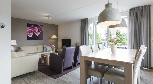 High-end Villa Nestled in Greenery, Prenota Villa Hotel a Limburgo con parcheggio, Parcheggio