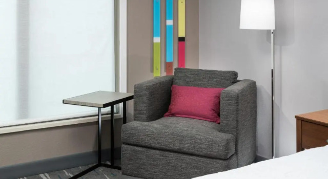 Четырёхместный номер Hampton Inn & Suites Chicago North Shore