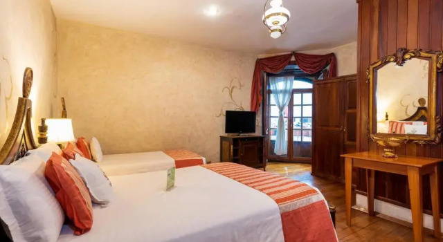 Трёхместный номер Standard с балконом Hotel Boutique Los Balcones