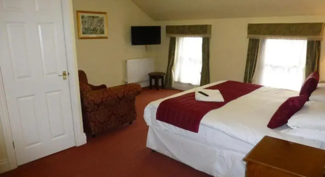 Трёхместный номер Standard The Atherstone Red Lion Hotel