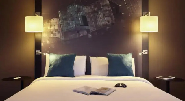 Номер Standard с балконом Mercure Le Havre Centre Bassin Du Commerce