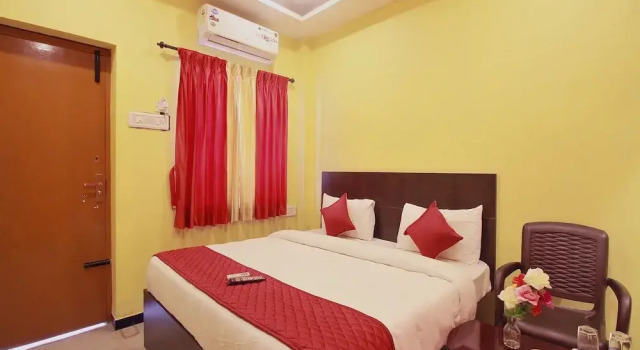 OYO 11333 MS Grand Inn