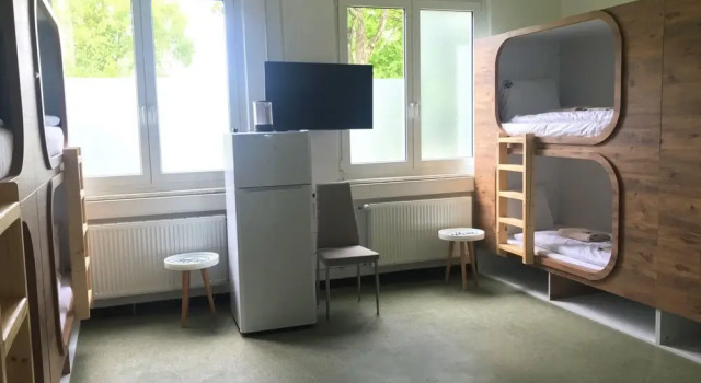 1st Motel Hostel  Monteurhotel, Varaa Motelli Hotellit Baijeri pysäköinnillä, Pysäköinti