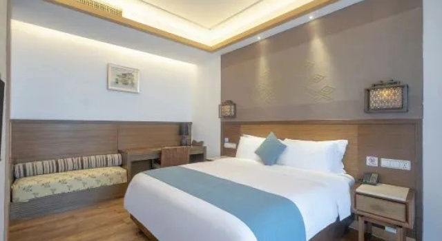 Люкс с видом на сад Narada Sanya Bay Resort