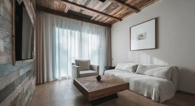 Номер Deluxe Emeishan Hetang Yunqi Tangquan Homestay