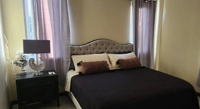 Апартаменты с 2 комнатами с балконом "golden Triangle" Kingston Jamaica, West Indies