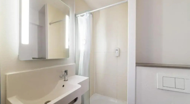 Четырёхместный номер B&B HOTEL Belfort