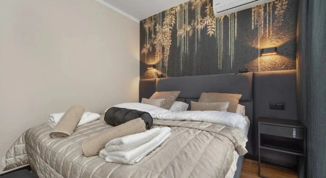 Holiday Studio With Balcony, Indoor Pool, Sauna