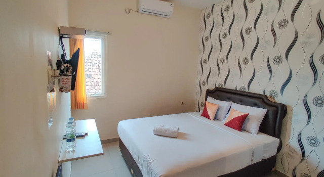 Ayuning Guest House Syariah Semarang Mitra RedDoorz, Réserver Maison d'hôtes Maisons d'hôtes à Semarang, Maison d'hôtes