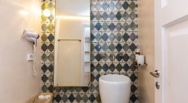 Люкс с балконом и с видом на город Neratze Hammam Suites