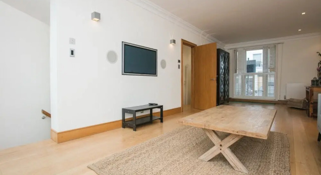 3 Bedroom House in Holland Park, Varaa Huoneisto Asunnot kohteessa Merseyside, Huoneisto