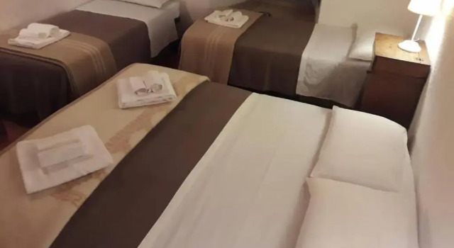 Коттедж с 2 комнатами Casa vacanze Castello di Beviglie historical apartment for family