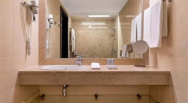 Двухместный номер Superior Hotel do Chiado