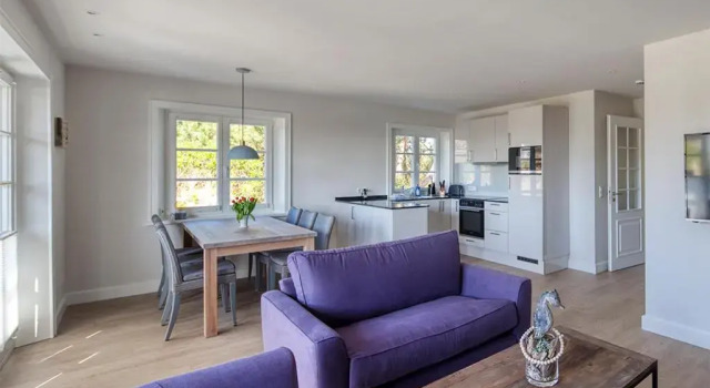 Апартаменты с видом на озеро Rantum Dorf - Ferienappartments im Reetdachhaus 3 & 4