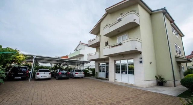 A3 - Modern Luxury apt With Balcony and sea View