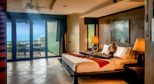 Люкс с 2 комнатами с видом на бассейн Kata Beach Aspasia Boutique Apartment