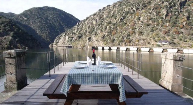 Бунгало Douro Fluvina Yachts & Chalets