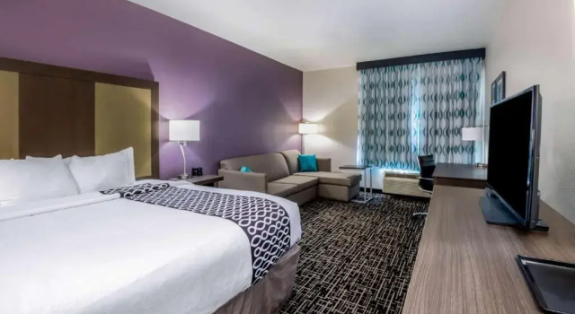 Двухместный номер Deluxe La Quinta by Wyndham Pampa