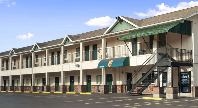 Super 8 Mifflinville, Book Hotel Hoteller i The Poconos med pool, Swimmingpool
