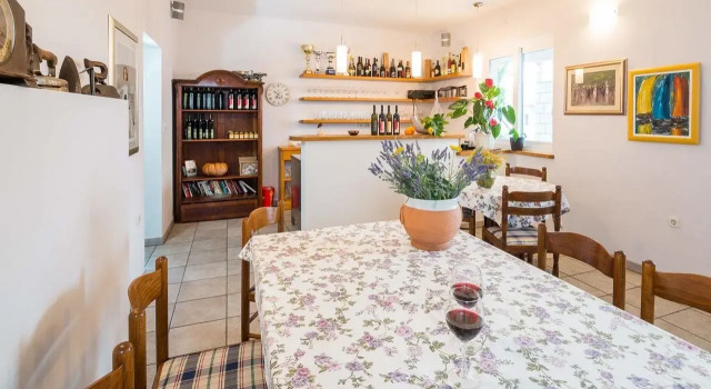 Pansion Marjan, Prenota Hotel Hotel a Croatian Islands con parcheggio, Parcheggio
