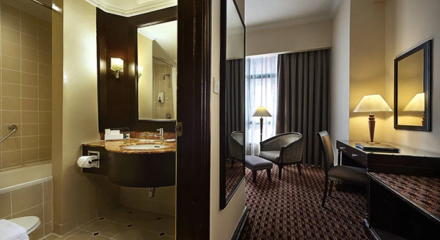 Двухместный номер Standard Berjaya Penang Hotel