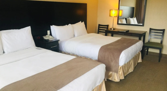 Четырёхместный номер Standard с балконом Hotel-Motel Coconut