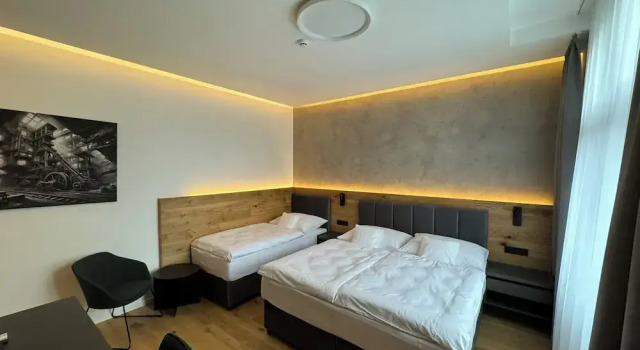 Трёхместный номер Business Jan Maria Hotel