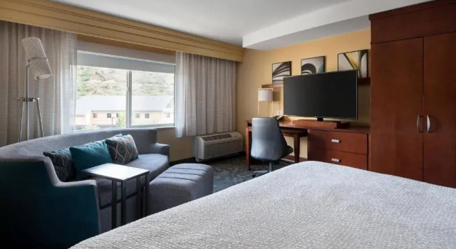 Номер Standard Courtyard by Marriott Glenwood Springs