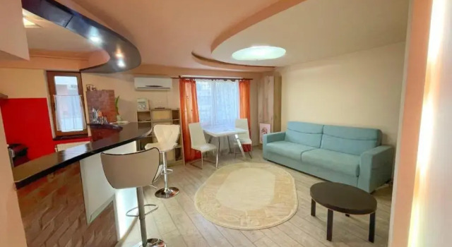 Ultracentral Lozonschi 2 rooms apartment
