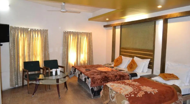 Grand Kashmir