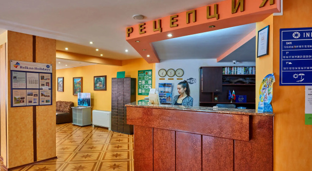 Hotel Smolyan, Забронировать Отель Отели Солнечного берега с парковкой, рядом с Танцевальный клуб Den Glade Viking, Парковка