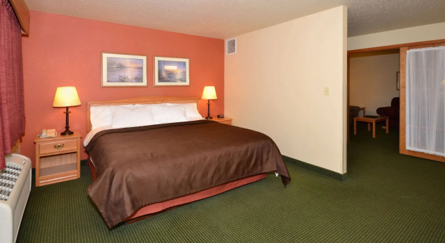 Black Beach Inn by GrandStay, Prenota Hotel Silver Bay Minnesota