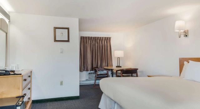 Americas Best Value Inn Hyannis, Забронировать Отель Хайаннис Полуостров Кейп-Код