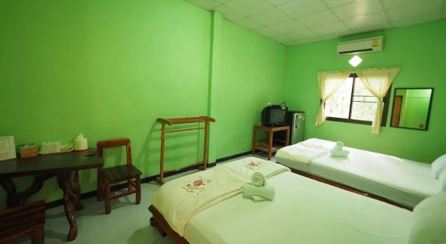 Sakthong Resort, Забронировать Курортный отель Отели Sukhothai Province с парковкой, Парковка